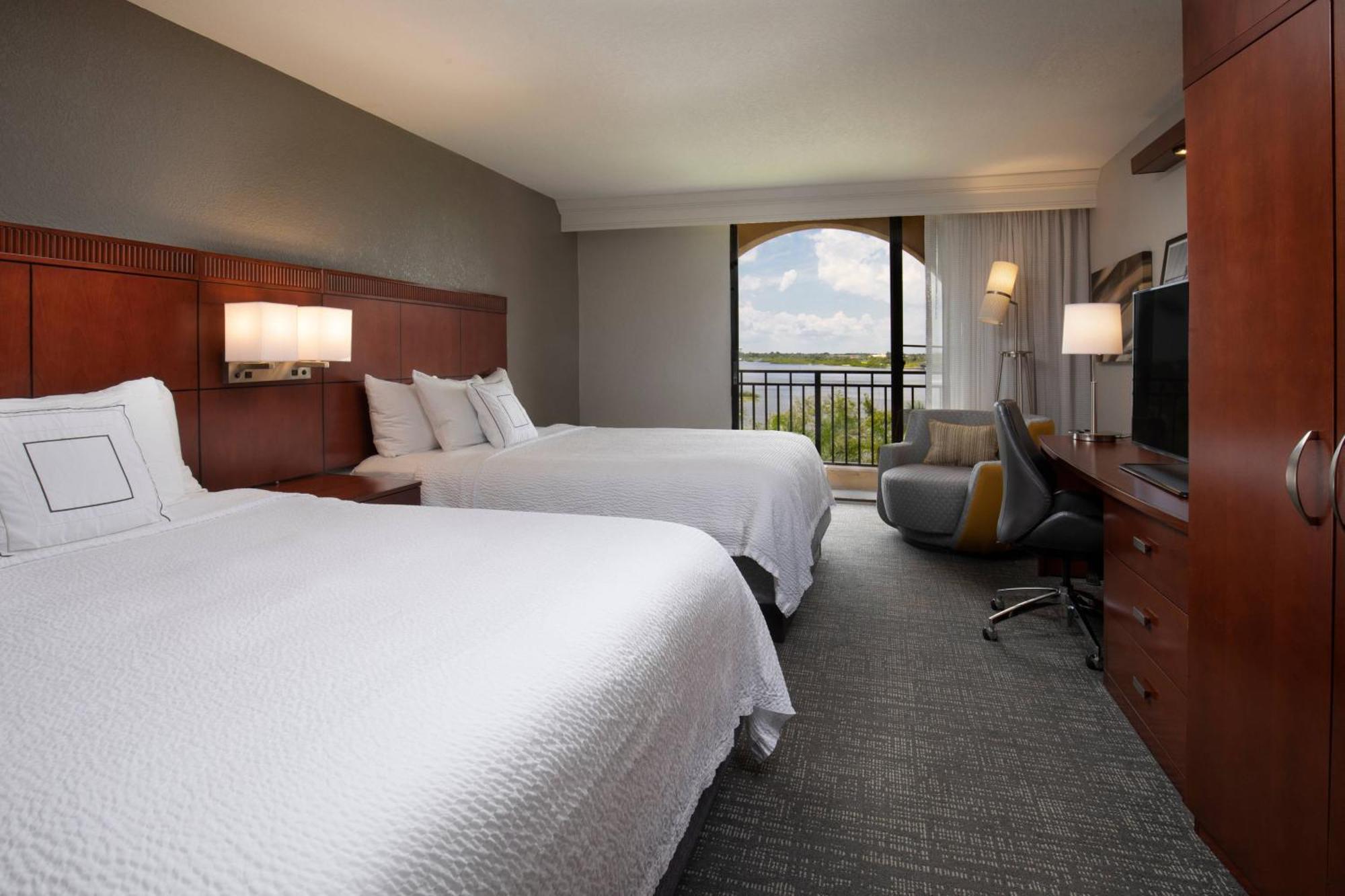 Courtyard By Marriott Bradenton Sarasota/Riverfront Экстерьер фото