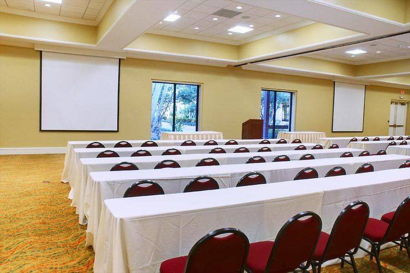 Courtyard By Marriott Bradenton Sarasota/Riverfront Экстерьер фото
